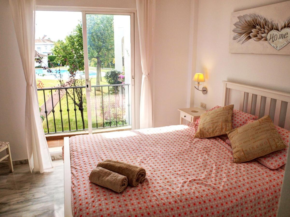 Sun Beach Apartment Естепона Екстериор снимка